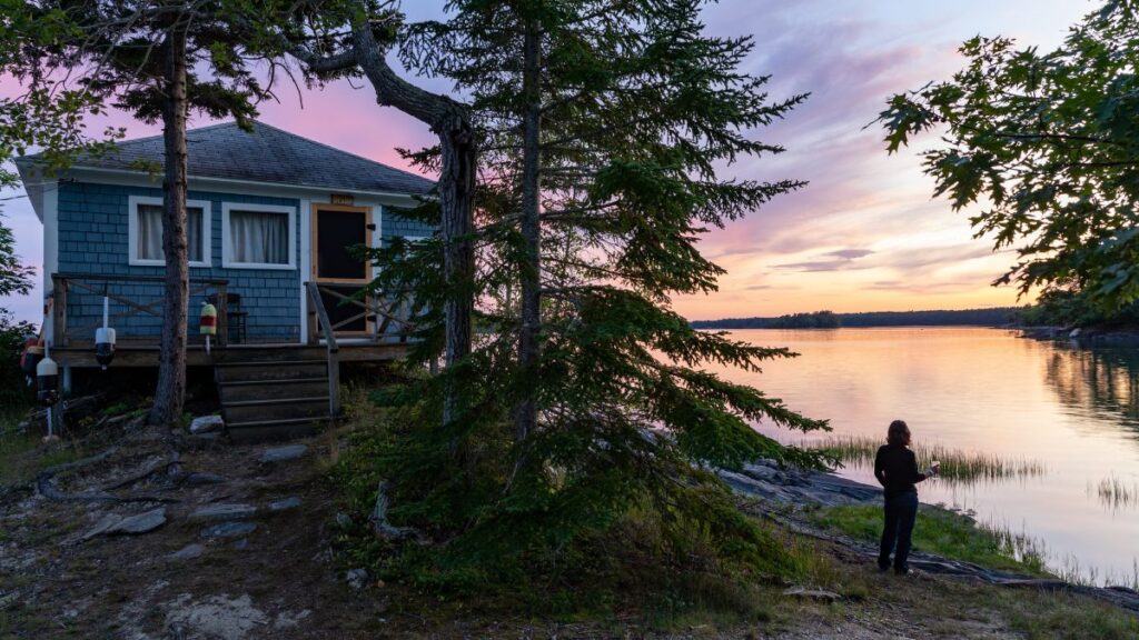 lake cabin